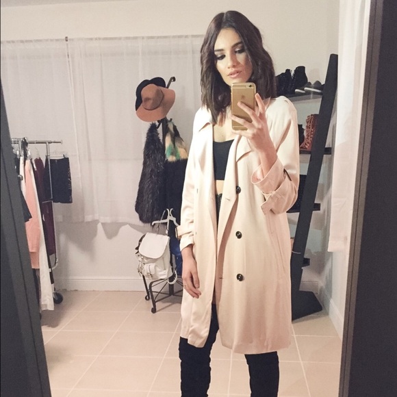 Nude Pink Flowy Trench Jacket - Picture 4 of 7